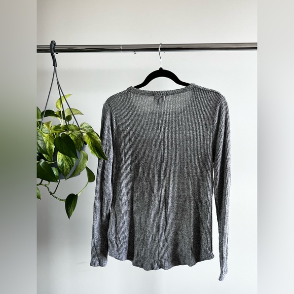 Ribbed Lounge Longsleeve - Picture 3 of 3